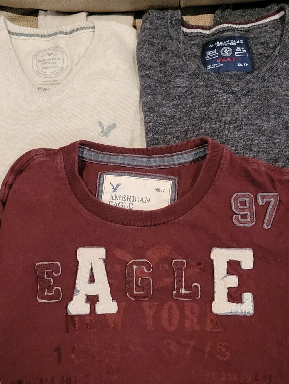 3 Men's XS American Eagle Long Sleeve Sweaters & T-shirt - Excellent Condition